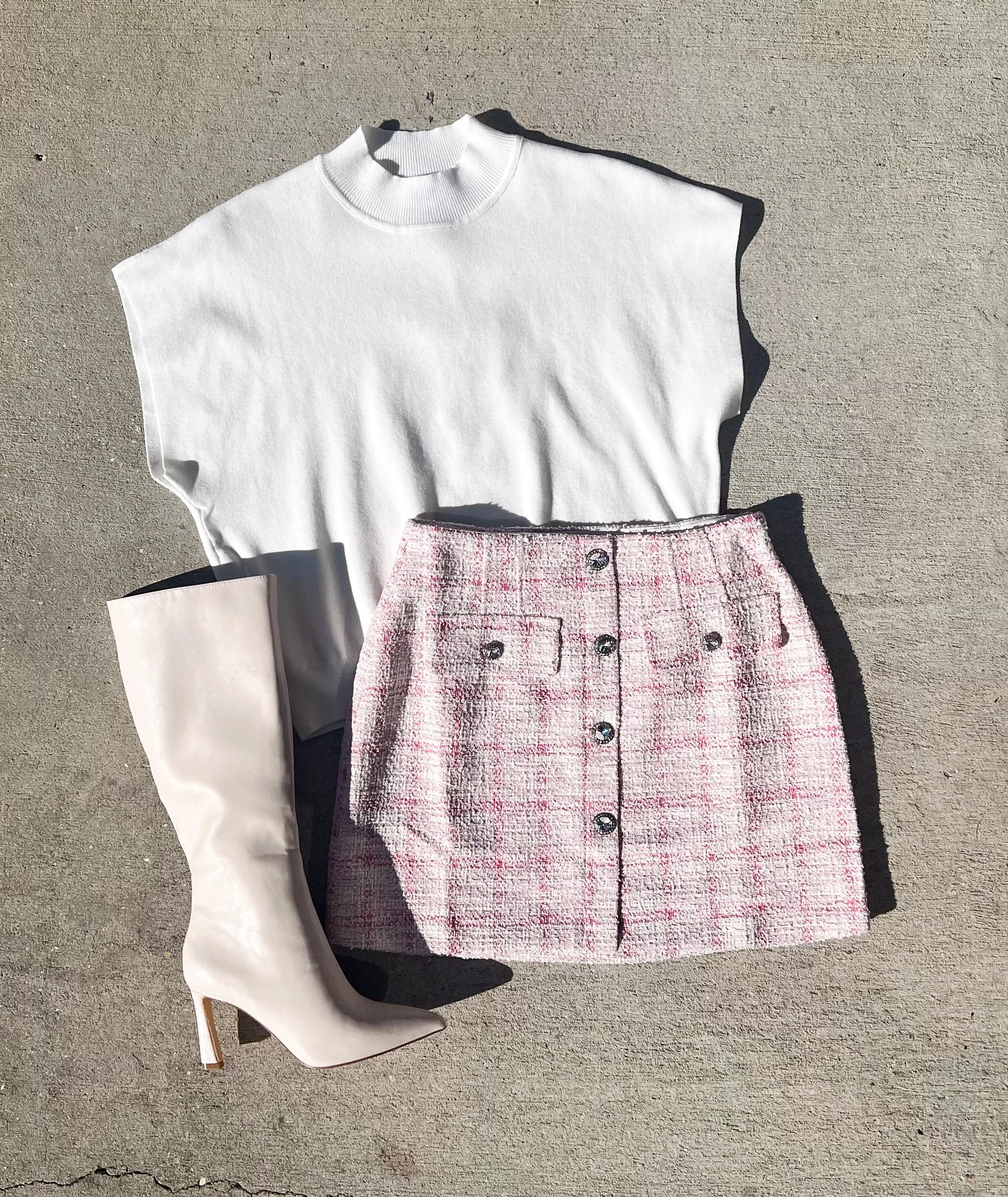 A PERFECT MATCH PINK TWEED MINI SKIRT