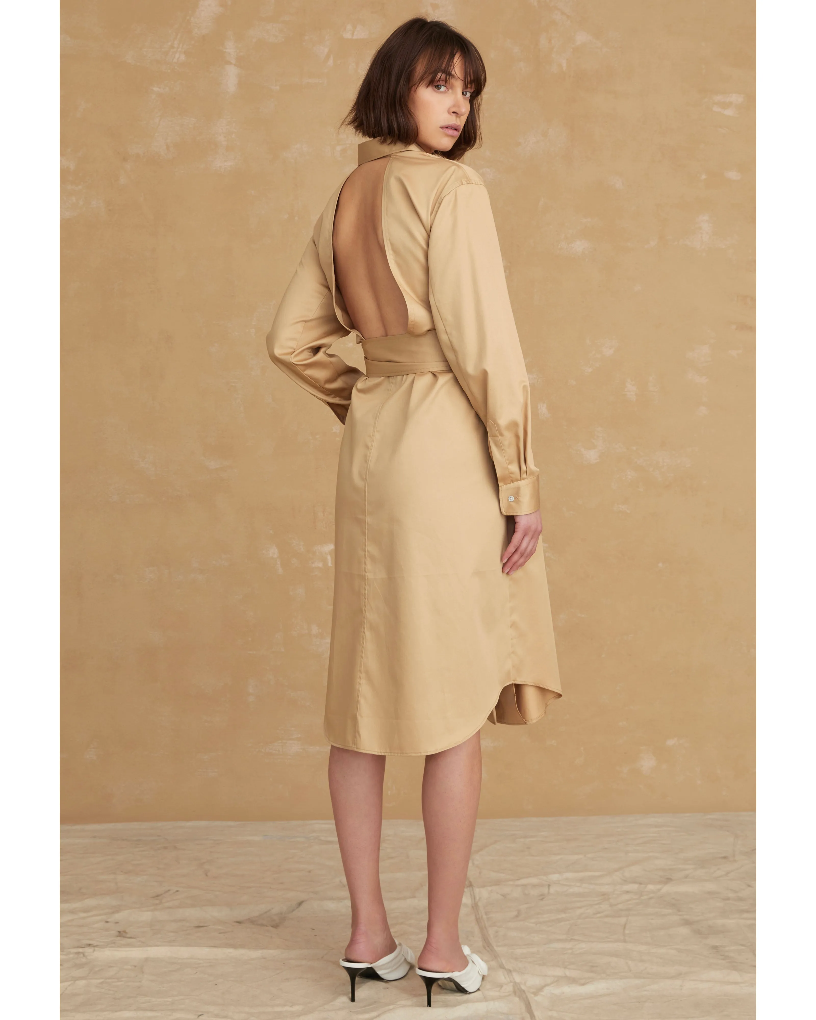 Brett Cotton U-Back Midi Dress in Latte