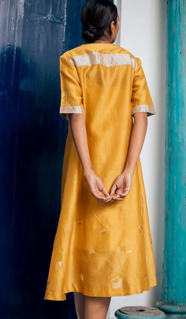 Dress/tunic Front open in Mustard