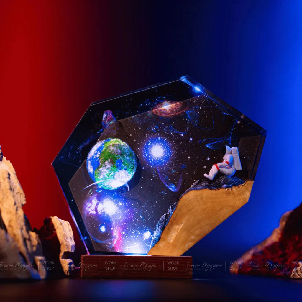 Epoxy Starry Night Night Light, Desk Decoration for Work, Bedroom, Handmade, Perfect as a Gift
