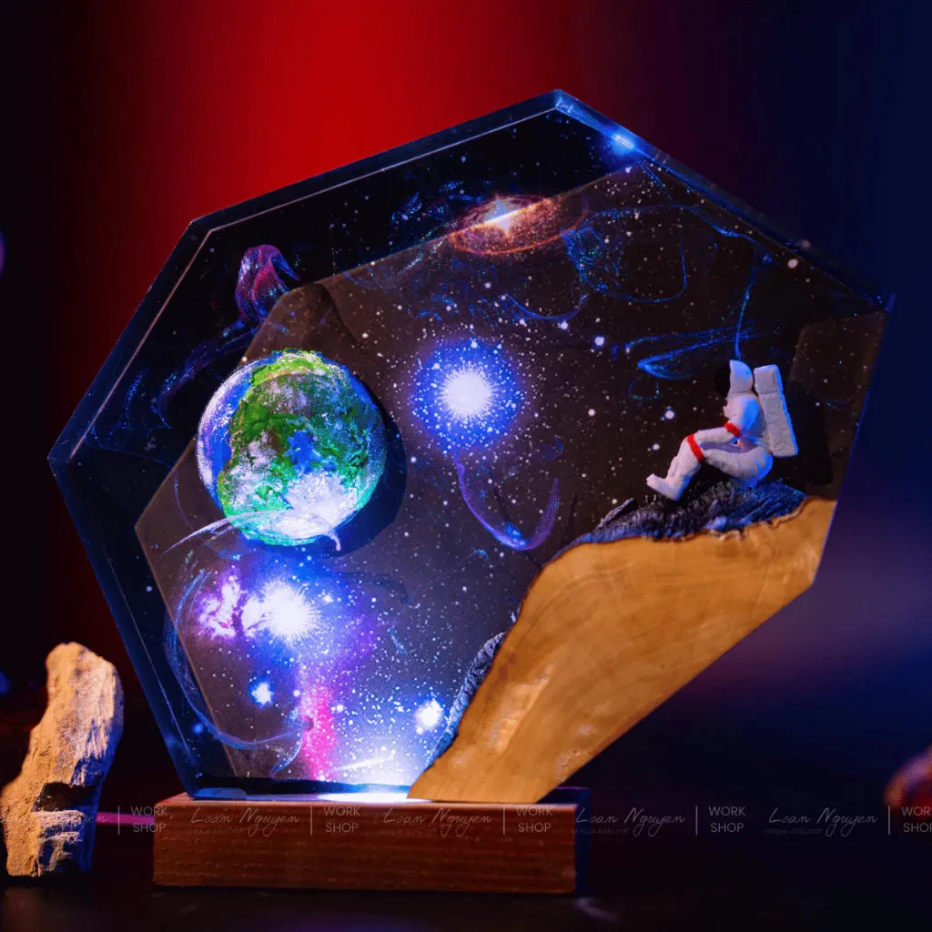 Epoxy Starry Night Night Light, Desk Decoration for Work, Bedroom, Handmade, Perfect as a Gift