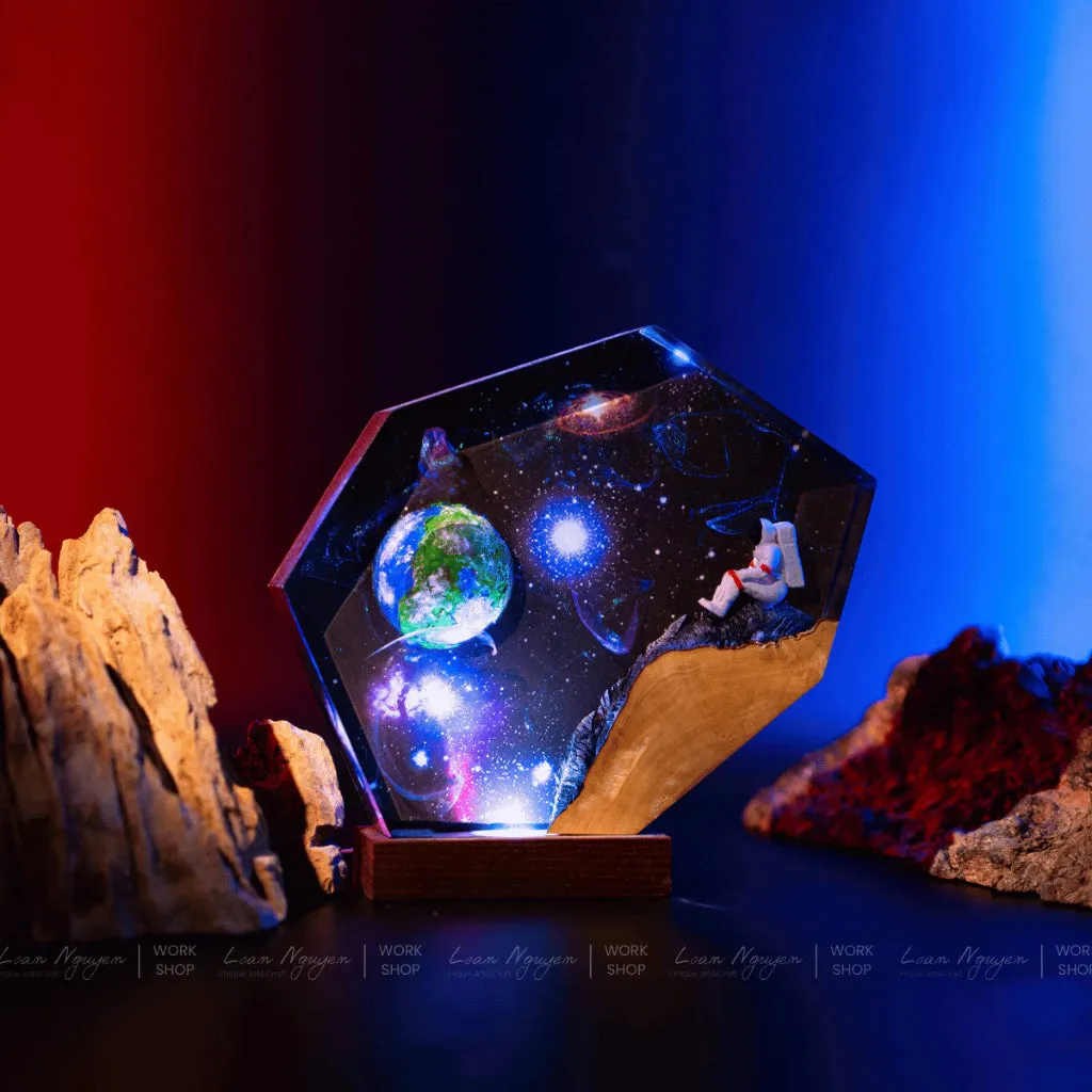 Epoxy Starry Night Night Light, Desk Decoration for Work, Bedroom, Handmade, Perfect as a Gift
