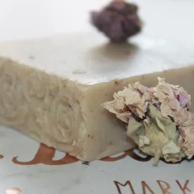 Esther's Handcrafted Herbal Frankincense & Myrrh (Favor) Bar