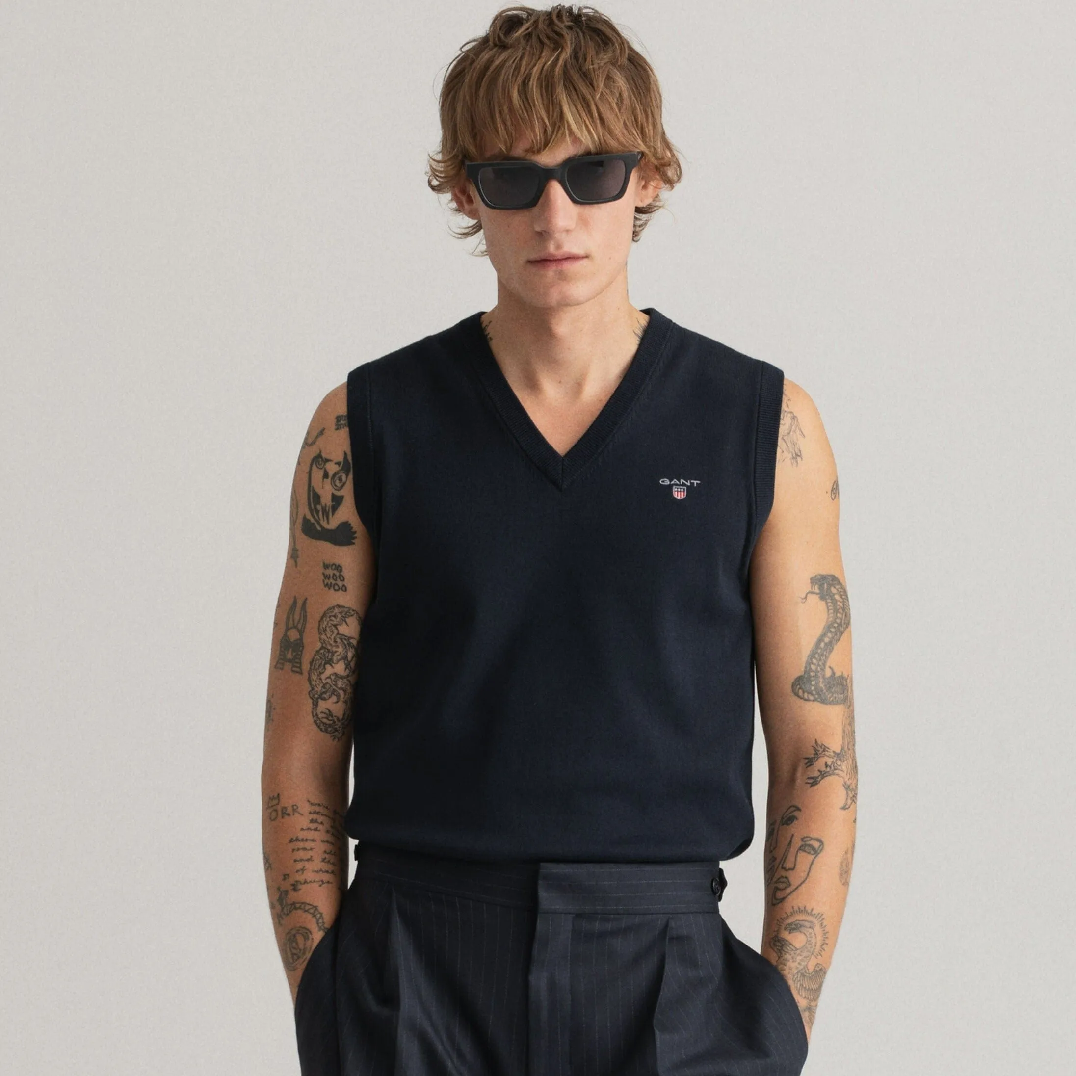 GANT Classic Cotton Sweater Vest Evening Blue