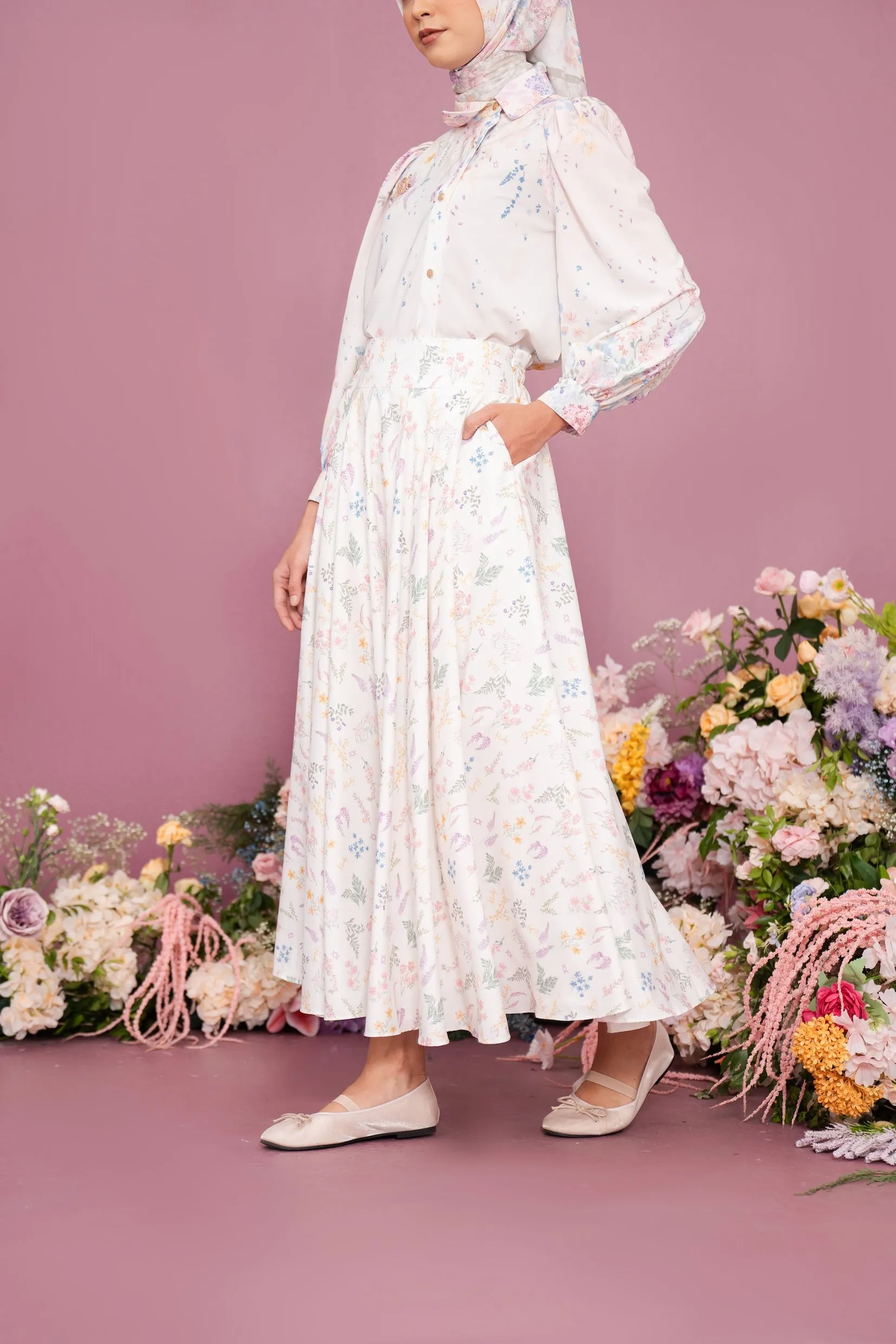 Gardenia Skirt Garden Glow