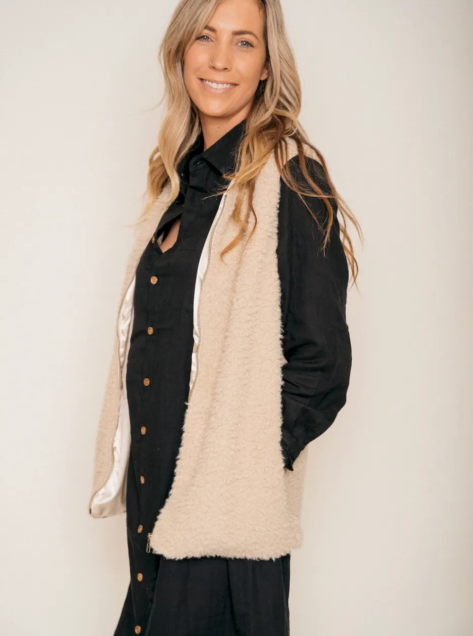 JACKSON ROWE - Winter Fell Vest