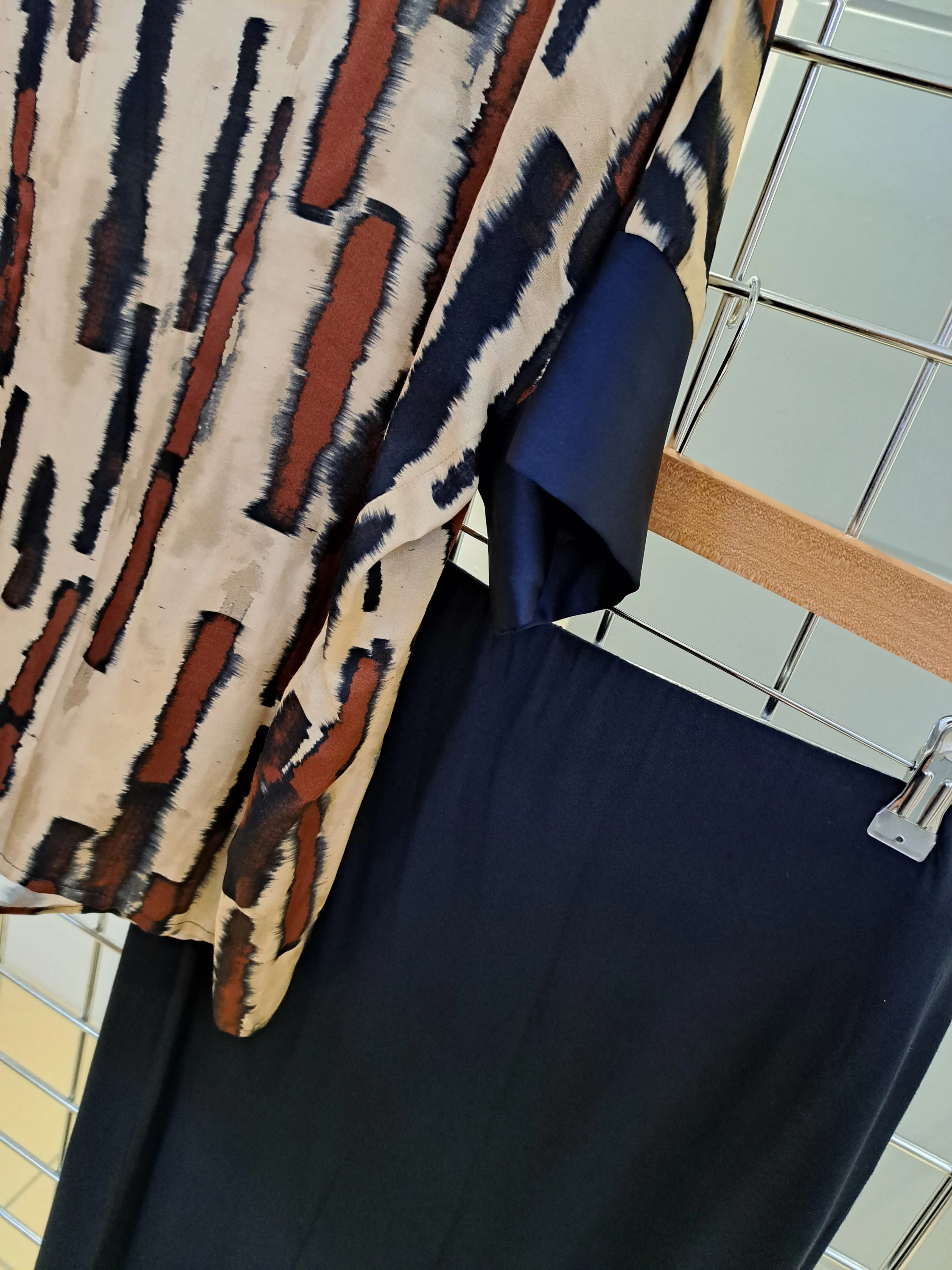 Jersey pull on Midi skirt