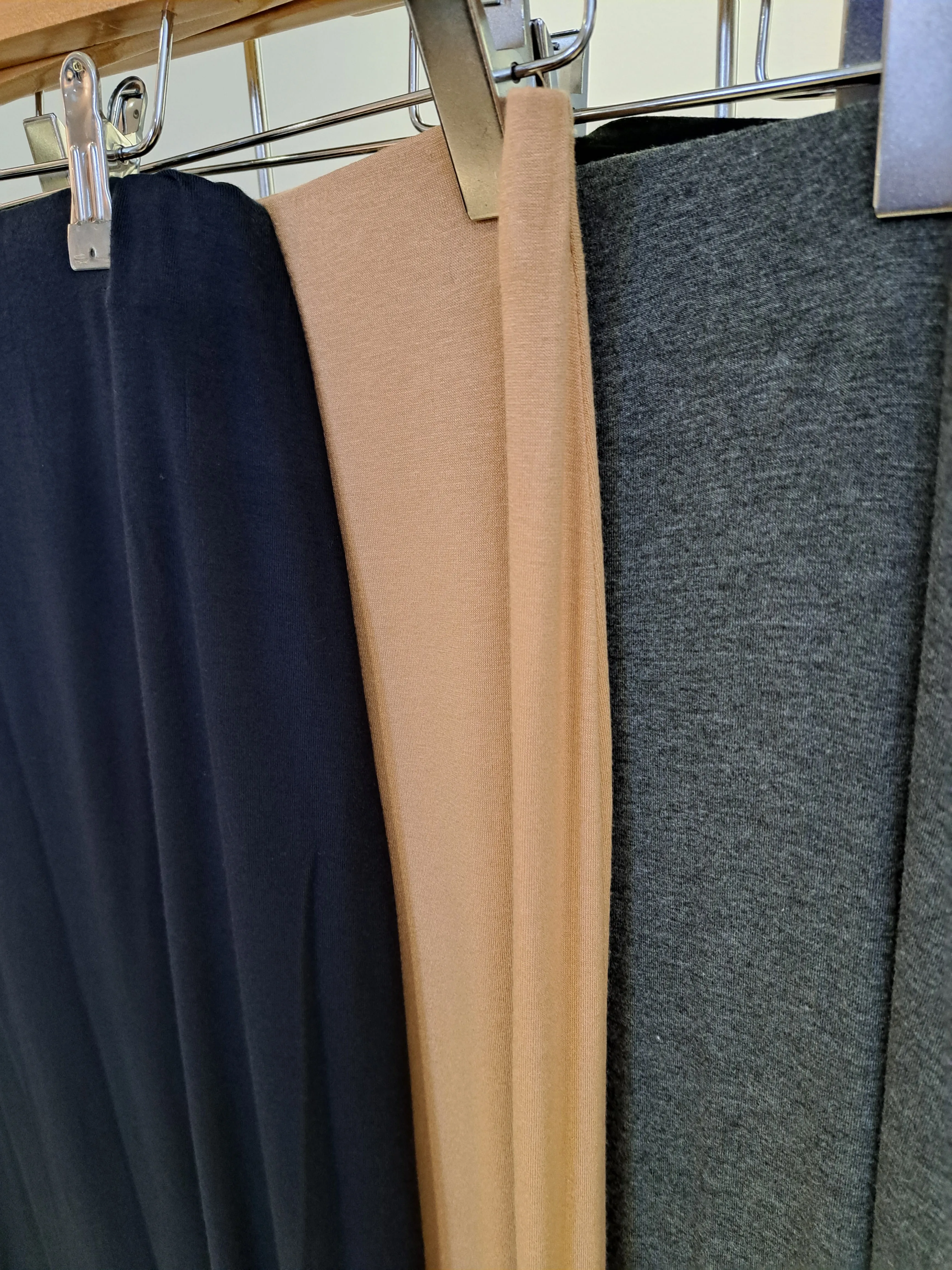 Jersey pull on Midi skirt