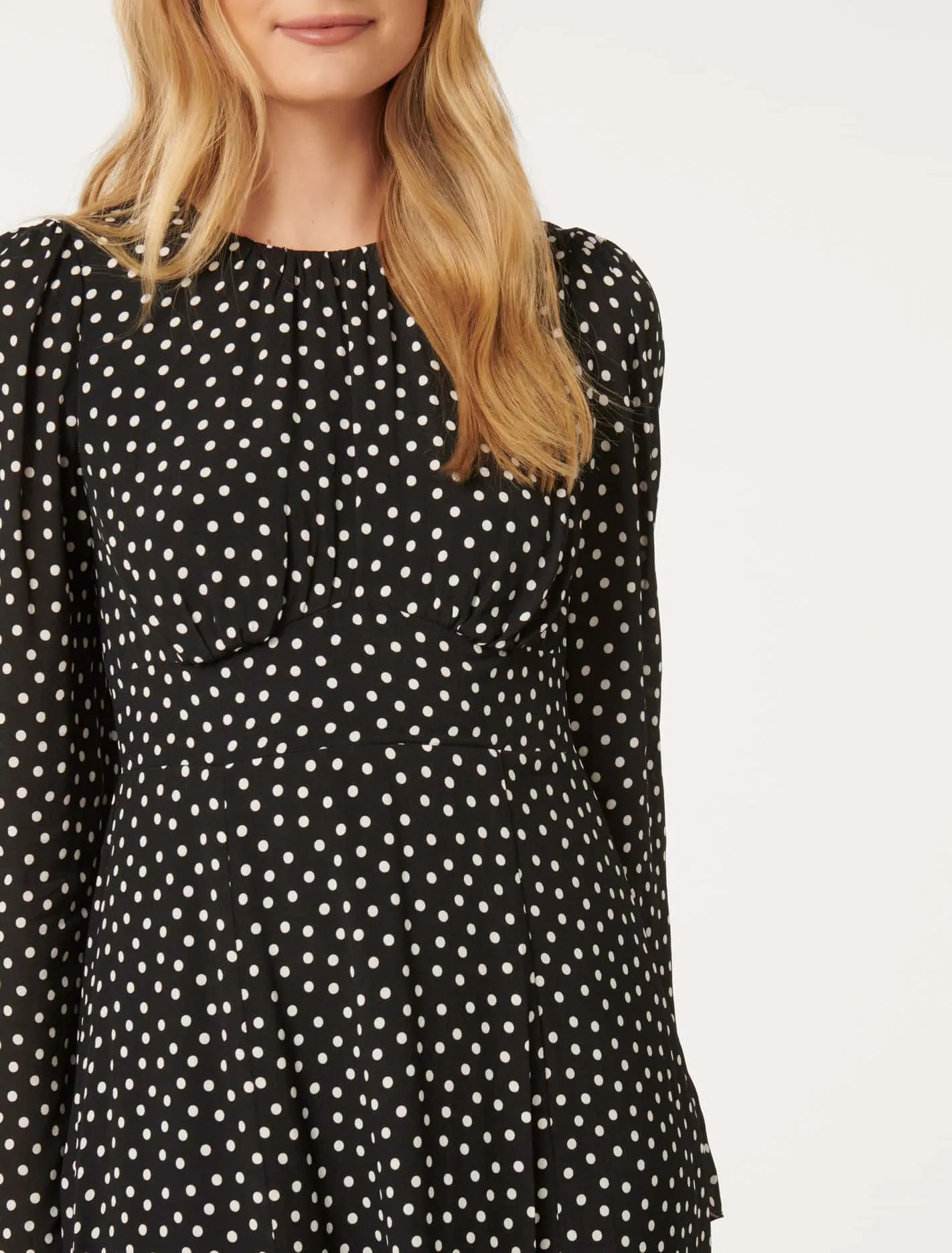 Mietta Long Sleeve Midi Dress