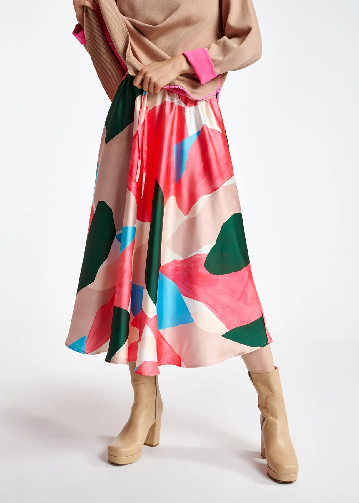 Multicolor midi-length skirt with graphic print