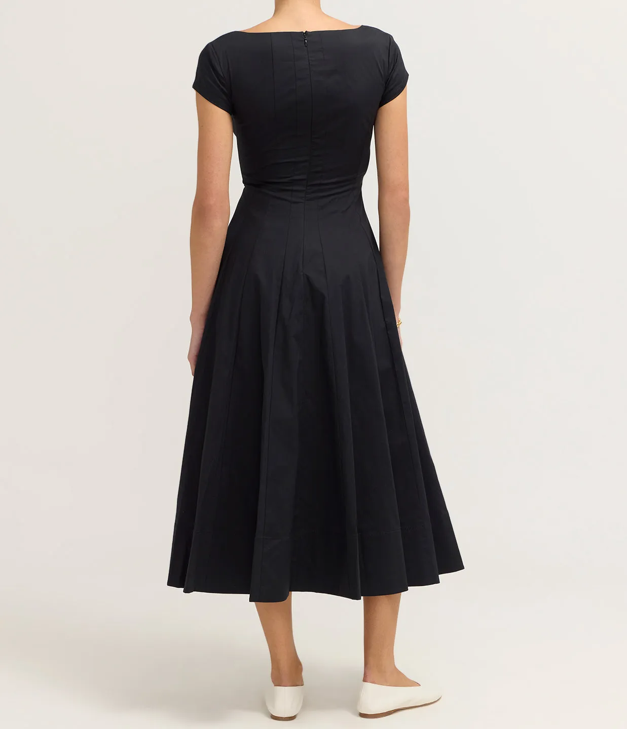 Short Sleeve Wells Dress in Black
